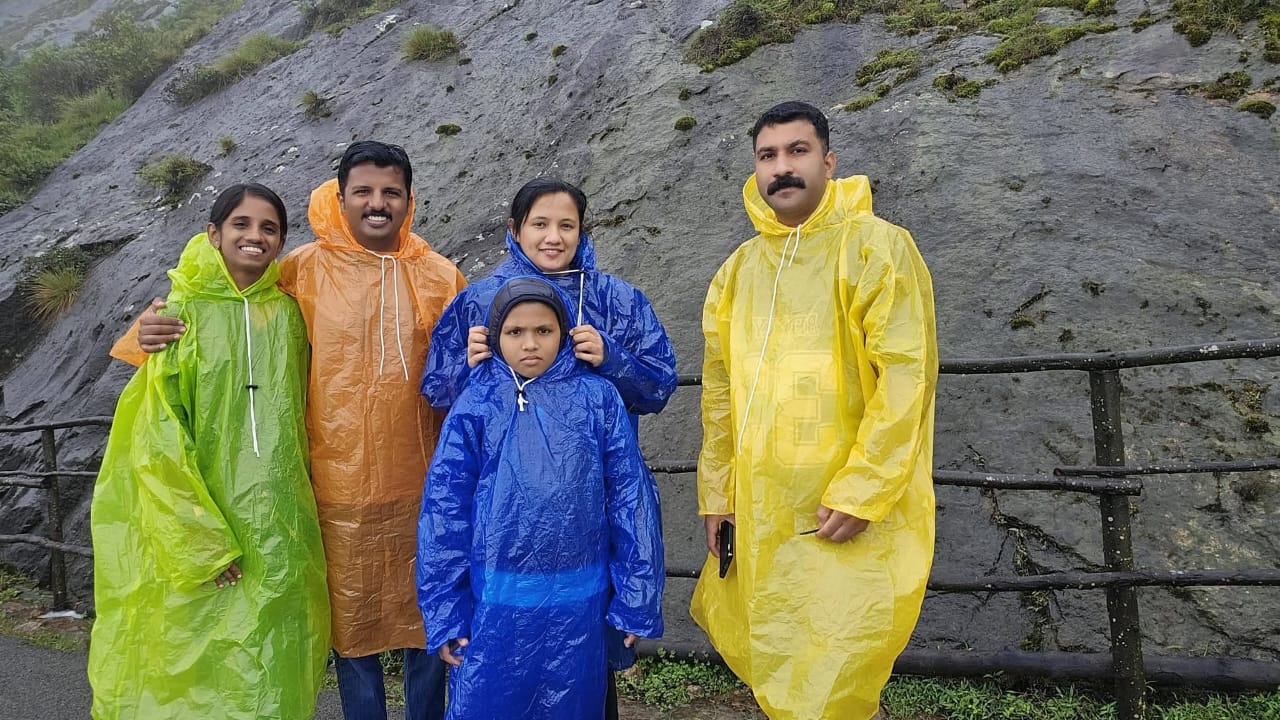 Mr Sudeep, Friends & Family in Munnar, Kerala, photo 2